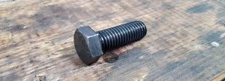 1/2 by 1.5 inch hex bolt