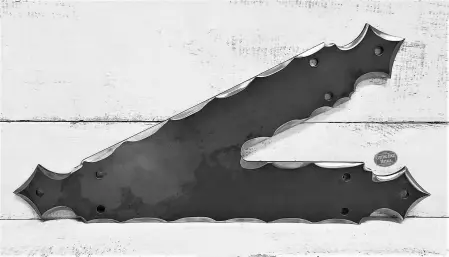 Steel - Decorative 2-Legged Beam Truss Corner Bracket – Diamond Finial