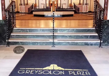 Decorative Scroll Wooden Cap Rail Railing Front