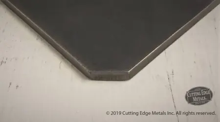 Cropped Corner Bracket