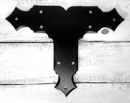 Black-painted Decorative T Beam Bracket - Diamond Finial