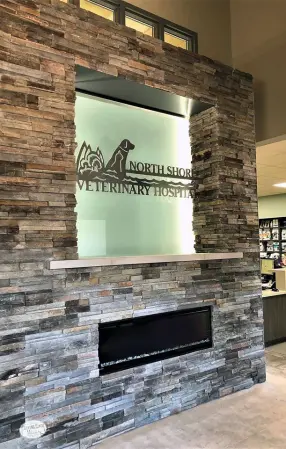 North Shore Veterinary Sign