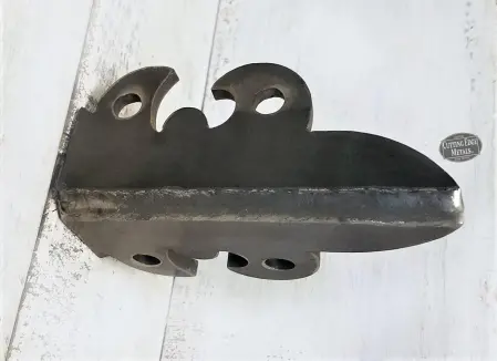 Custom Mild-Steel Right Facing Decorative L Angle Timber Brackets with Le Fleur de Lis Custom Mild-Steel Right Facing Decorative L Angle Timber Brackets with Le Fleur de Lis