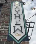 Mayhew Inn letter sign