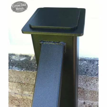 Aluminum Stout Basic Railing Closeup